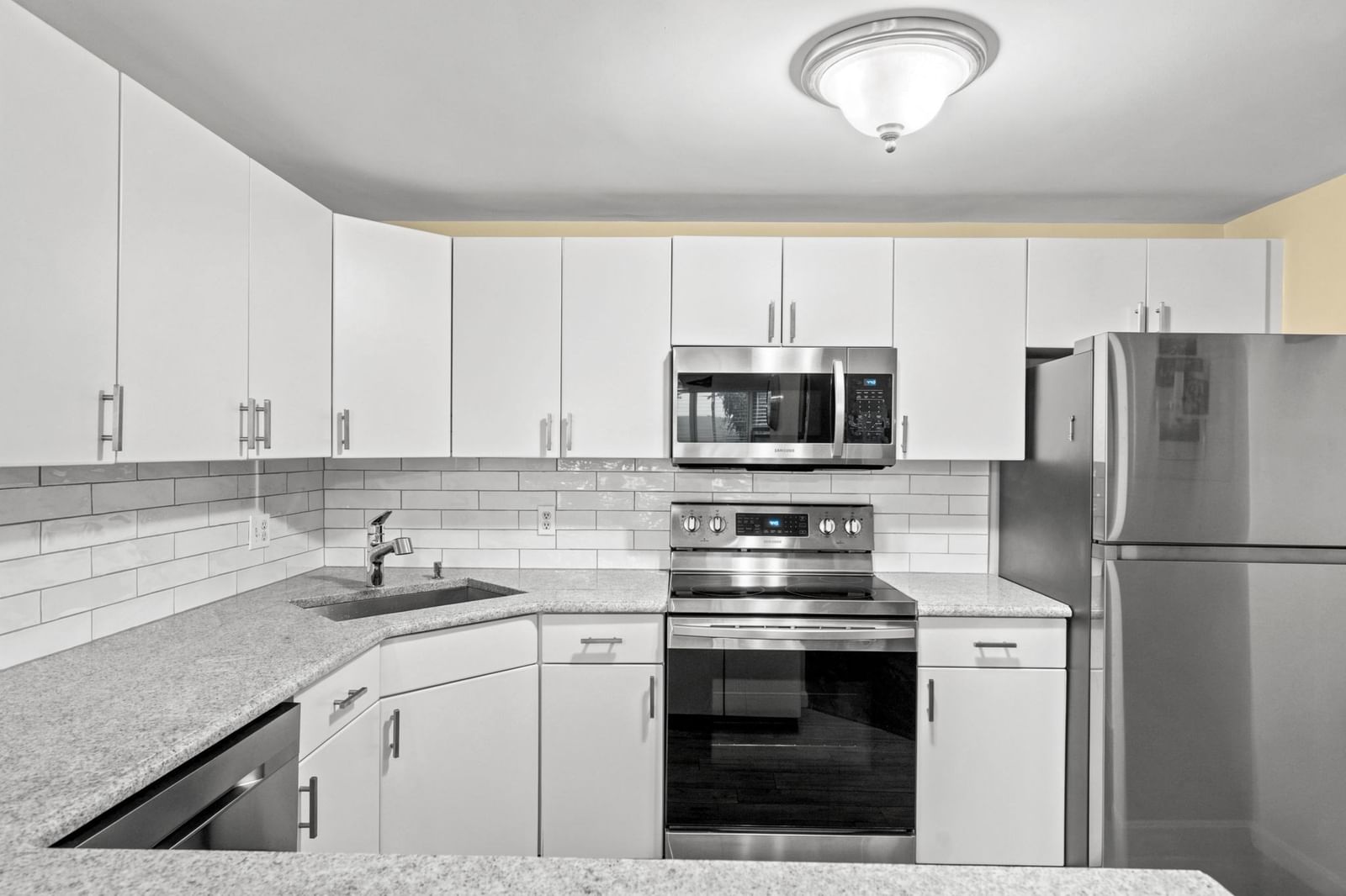 155 George Washington Blvd #401 Hull — Photo 3 of 24