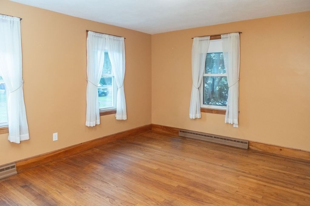 90 N Main Street Deerfield — Photo 26 of 42