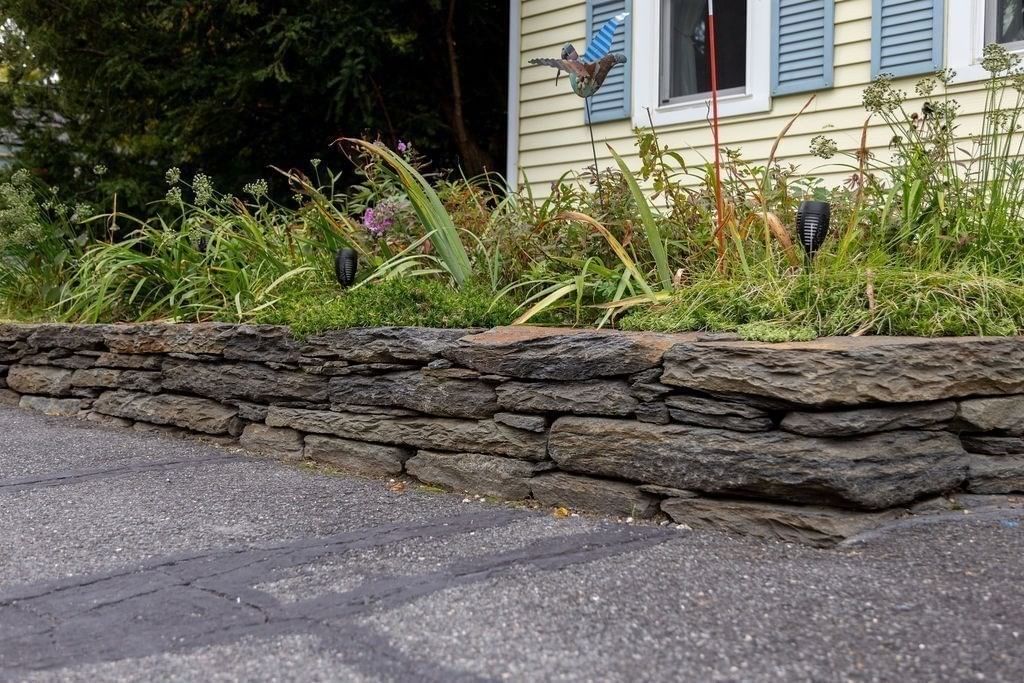90 N Main Street Deerfield — Photo 4 of 42