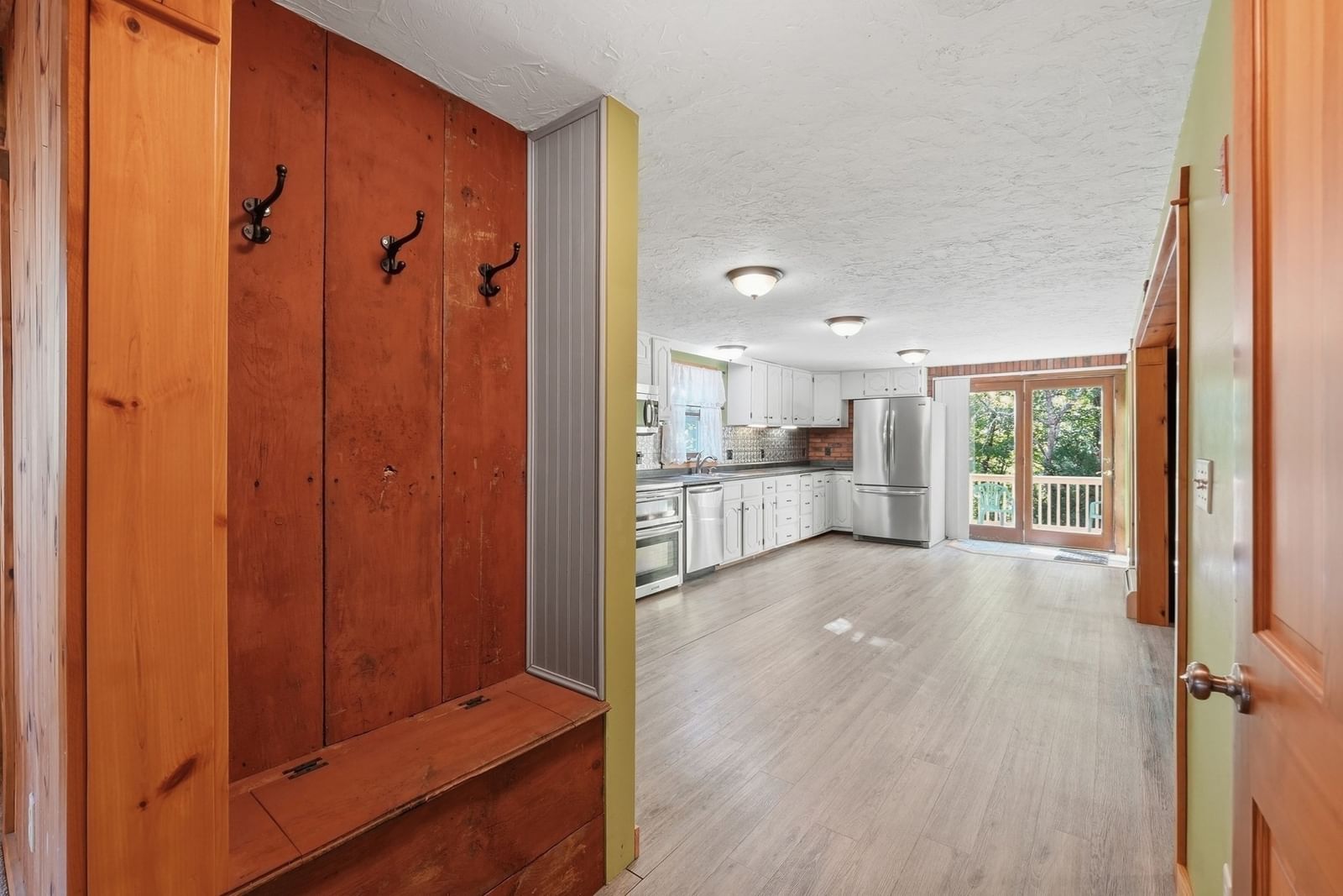 221 Pierce Rd West Brookfield — Photo 8 of 41