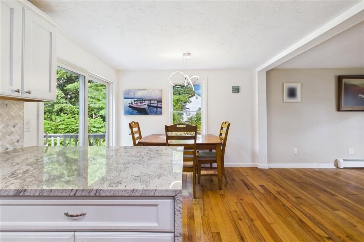 37 Gooseberry Ln Barnstable — Photo 10 of 23