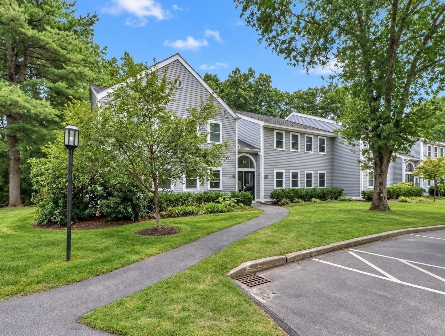 2406 Hockley Drive #2406 Hingham — Photo 2 of 30
