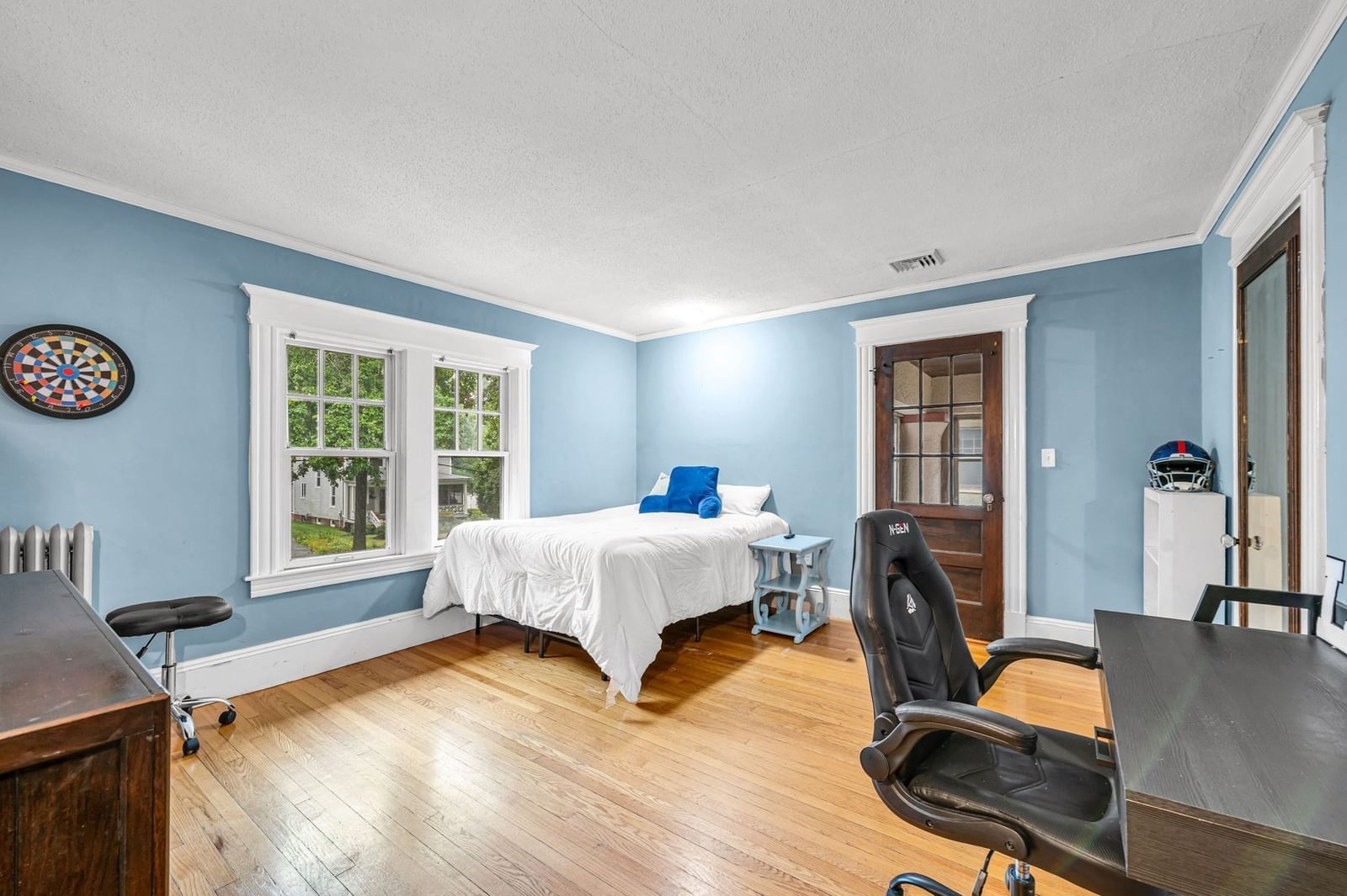 22 S Park Ave Longmeadow — Photo 18 of 42