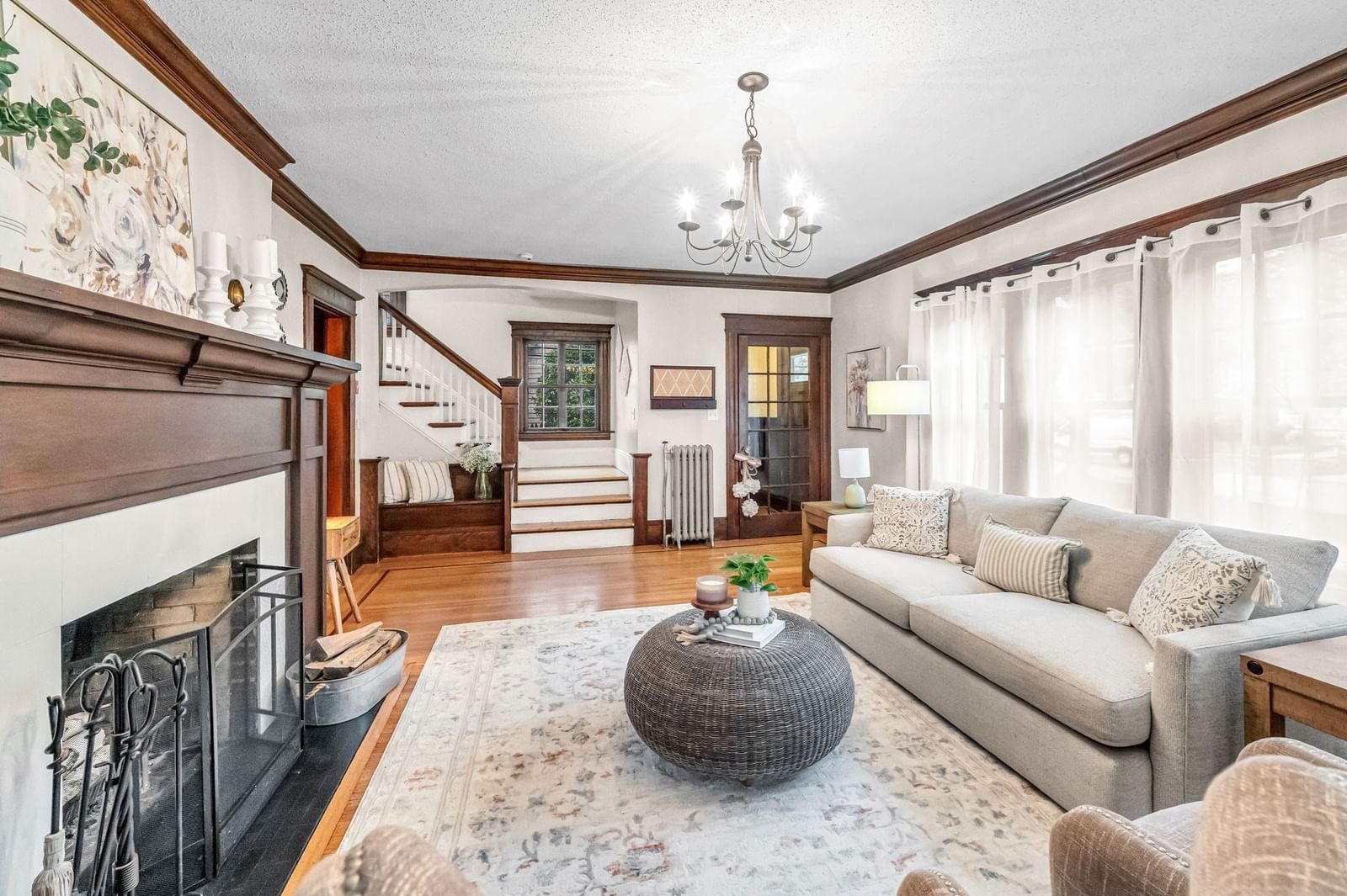22 S Park Ave Longmeadow — Photo 4 of 42