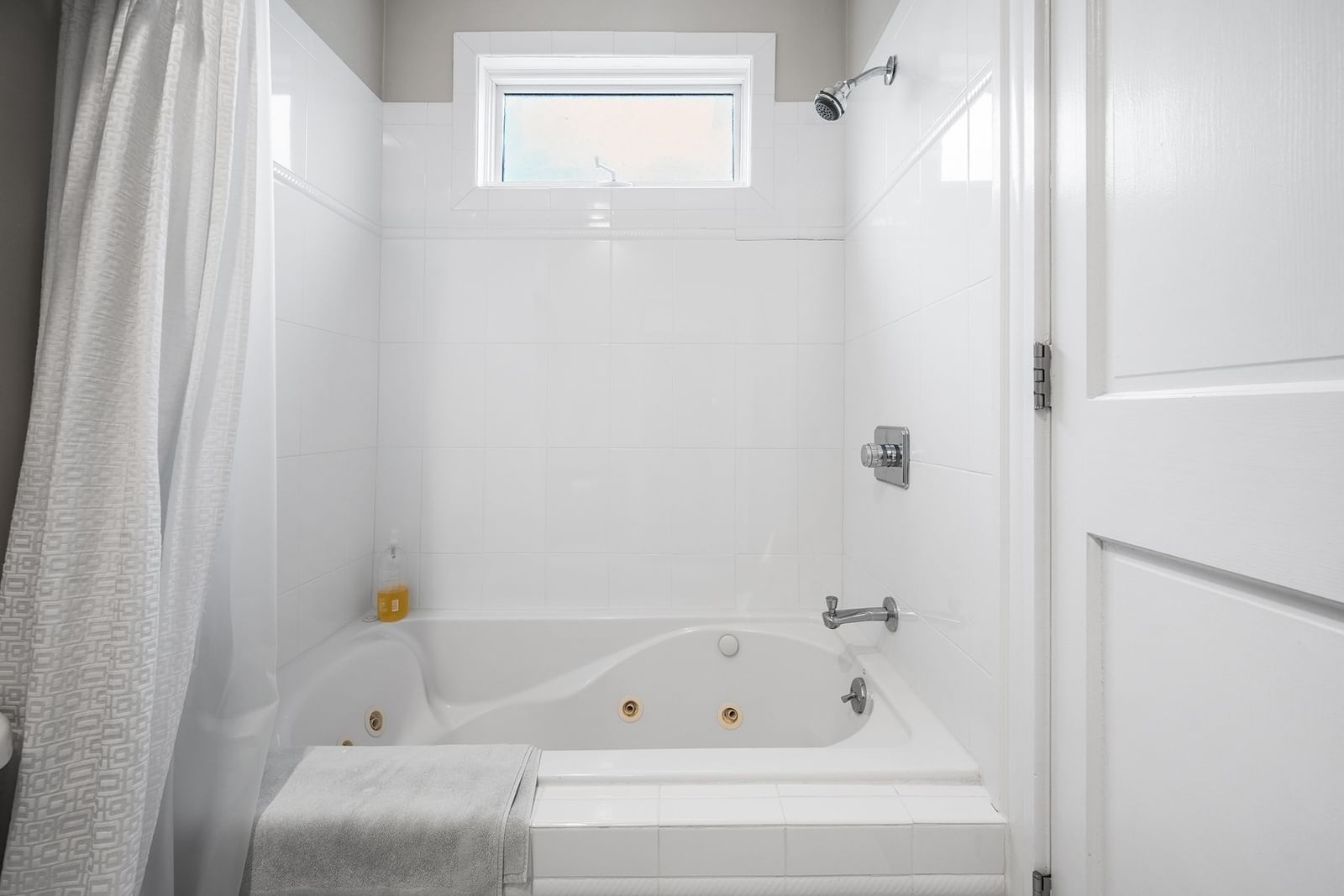 54 Chestnut St #3 Boston — Photo 13 of 31
