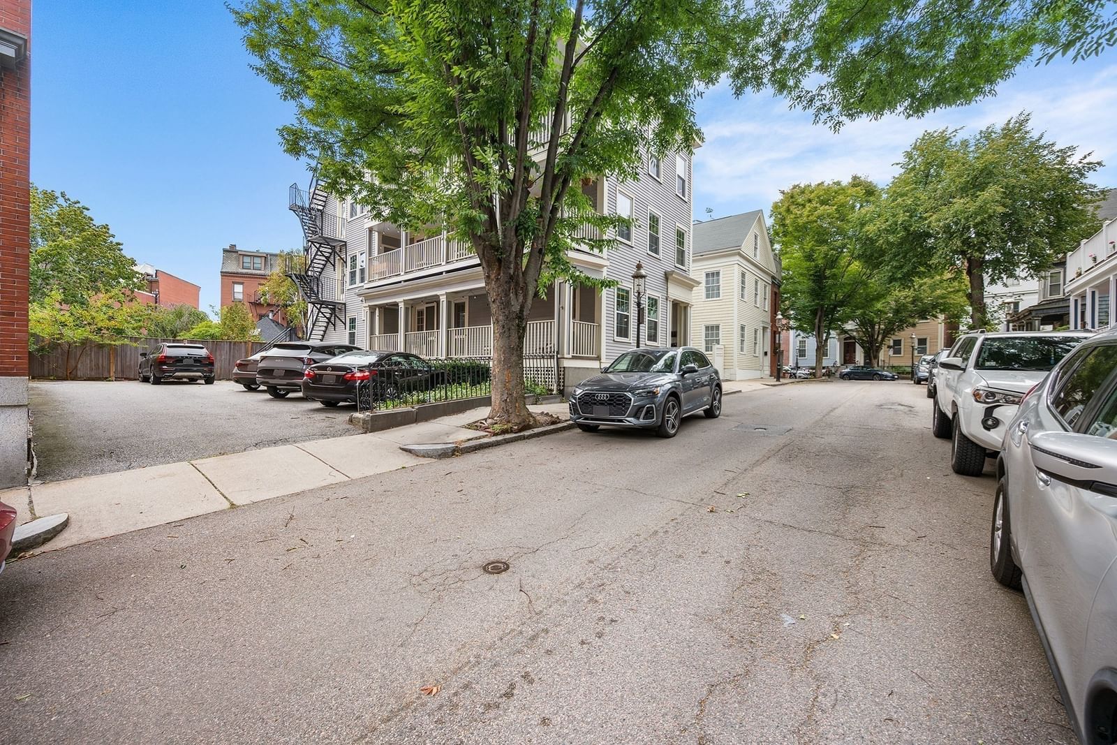 54 Chestnut St #3 Boston — Photo 27 of 31