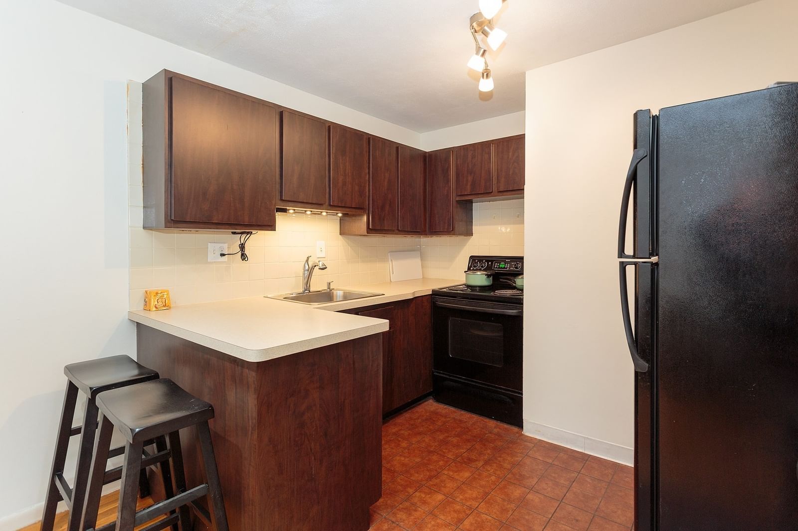 50 Seymour St #15 Boston — Photo 7 of 16