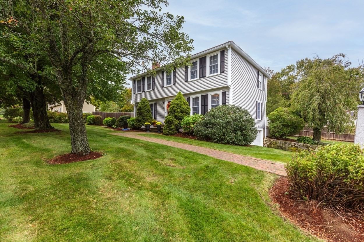 Property at 6 Arbor Glen Ln, Methuen, MA 01844
