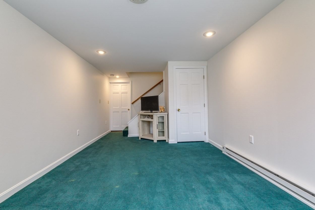 6 Arbor Glen Ln Methuen — Photo 33 of 36