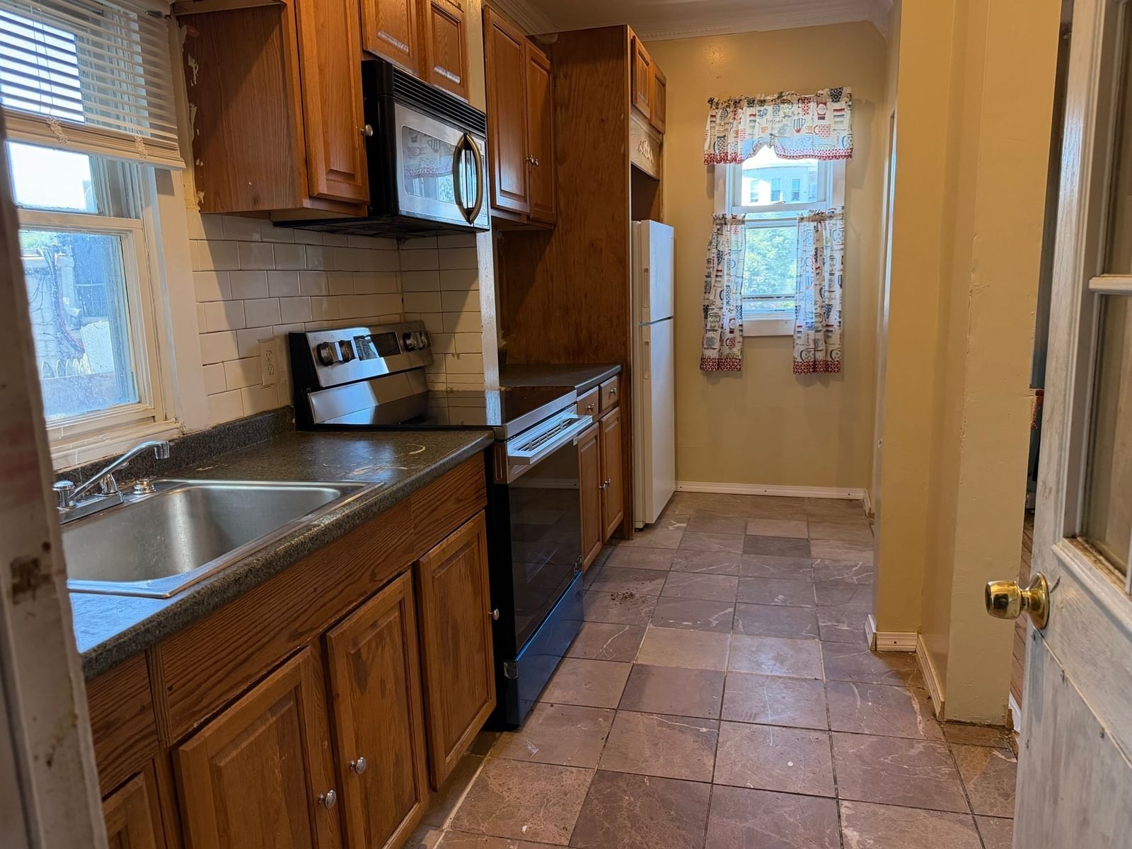 2 Shirley St Worcester — Photo 8 of 36