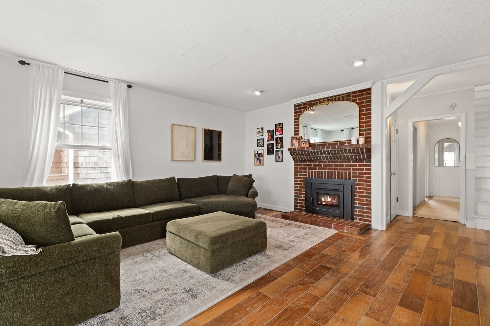 129 Strandway Winthrop — Photo 2 of 34