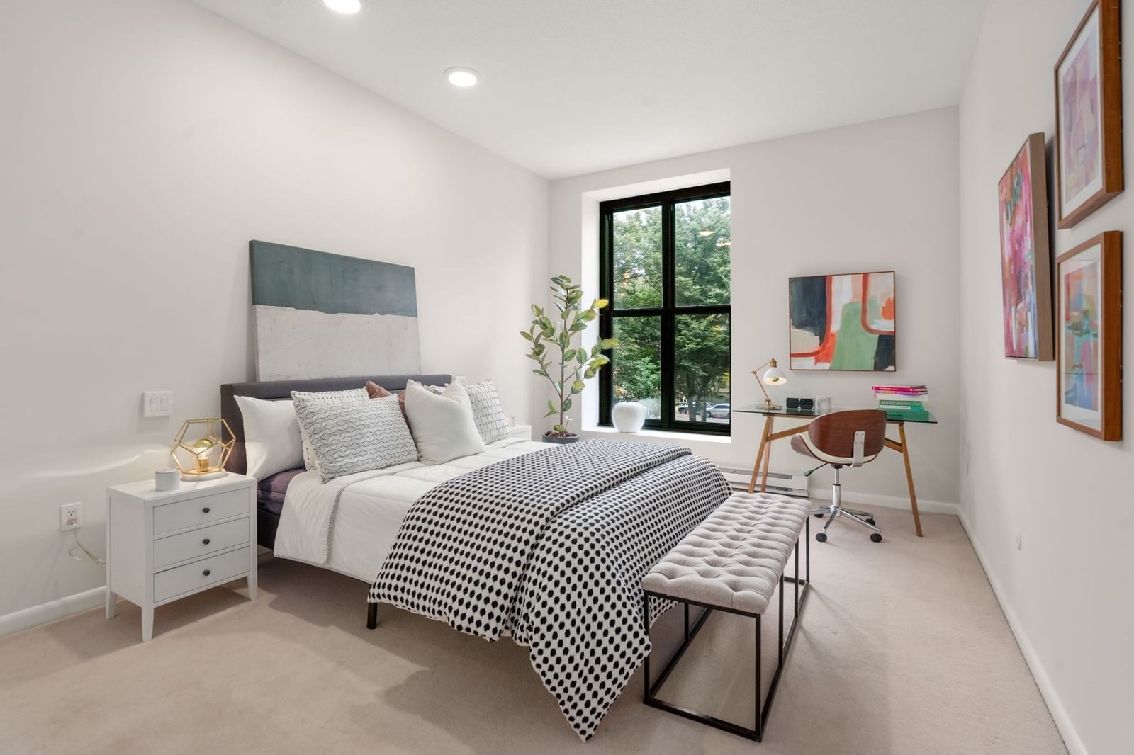160 Commonwealth Avenue #218 Boston — Photo 10 of 28