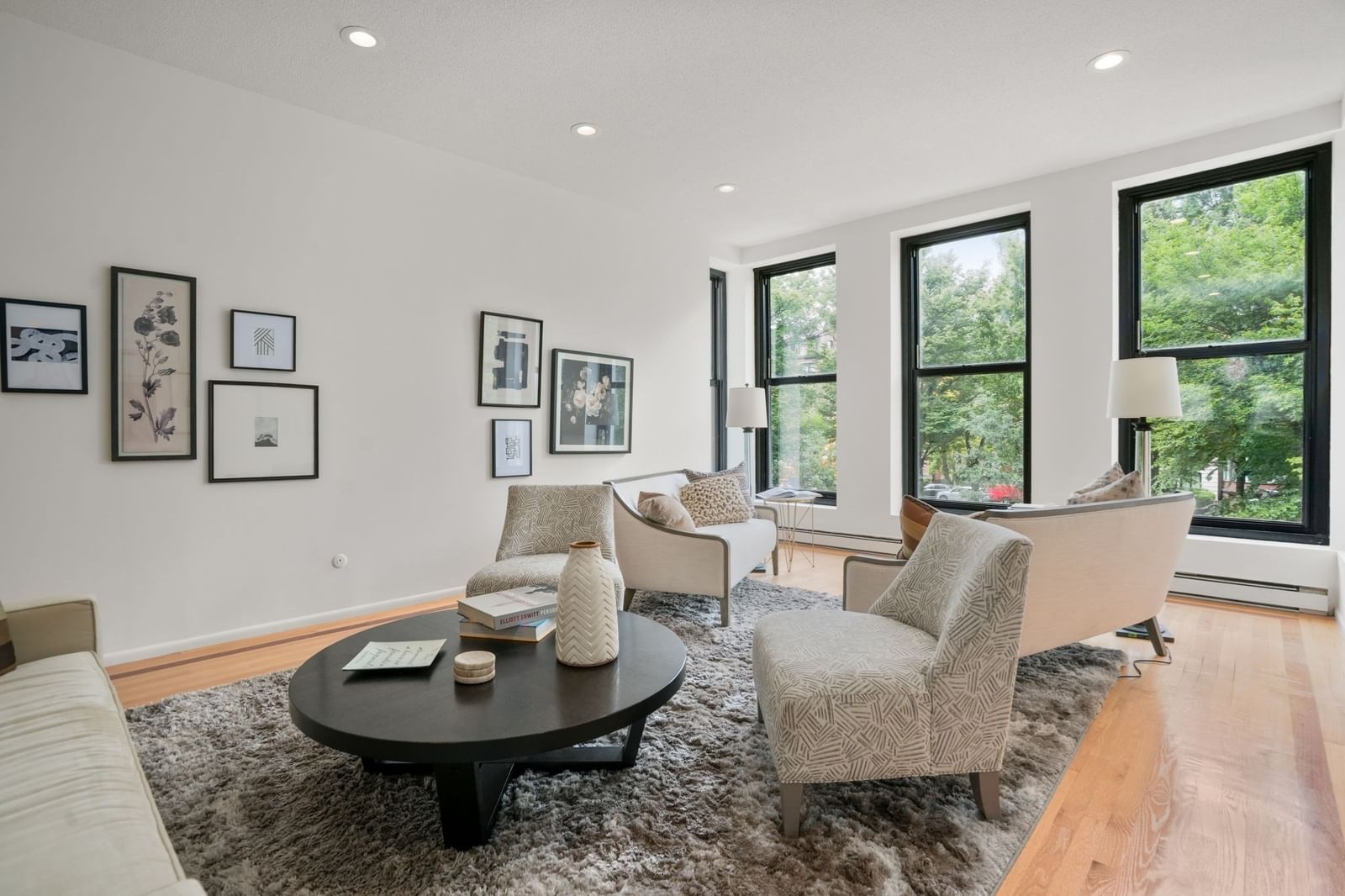 160 Commonwealth Avenue #218 Boston — Photo 3 of 28