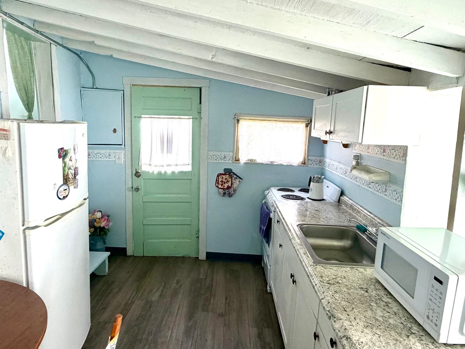 9 Hideaway #F Bourne — Photo 8 of 21