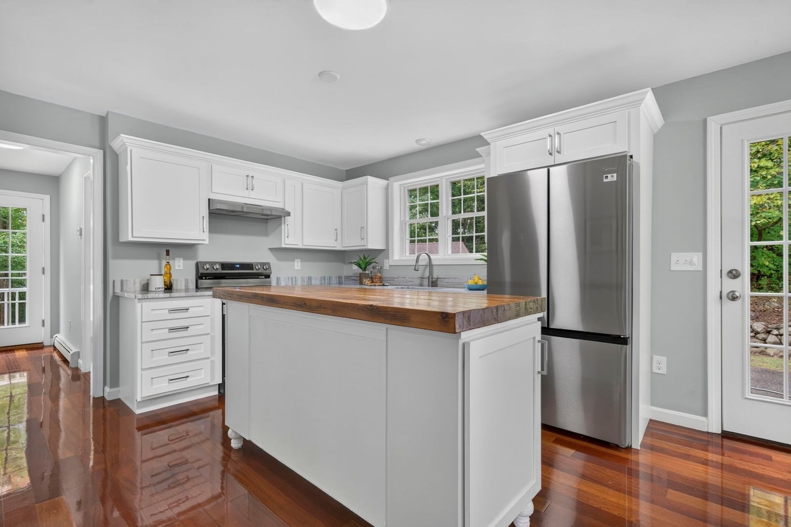112-A Purchase St Milford — Photo 5 of 35