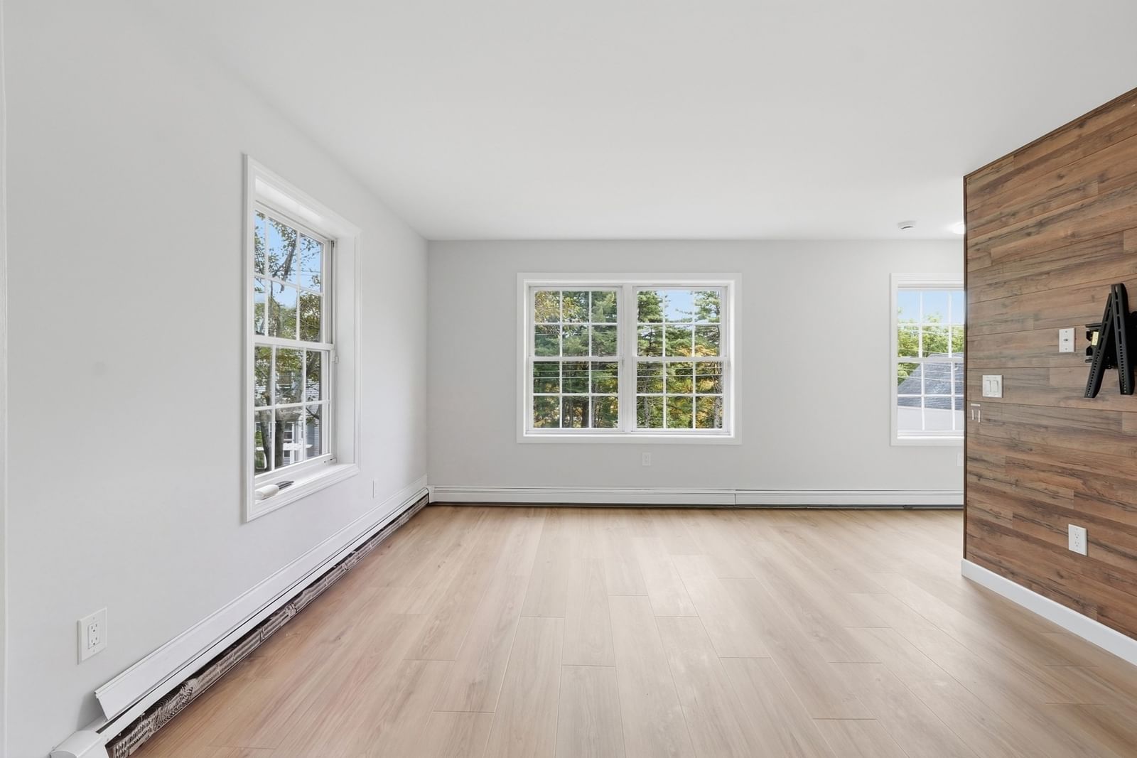 105 N Main St #B Orange — Photo 10 of 30