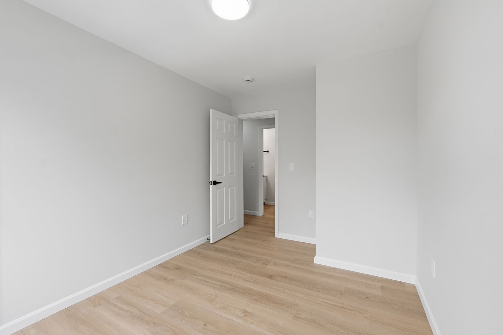 105 N Main St #B Orange — Photo 20 of 30