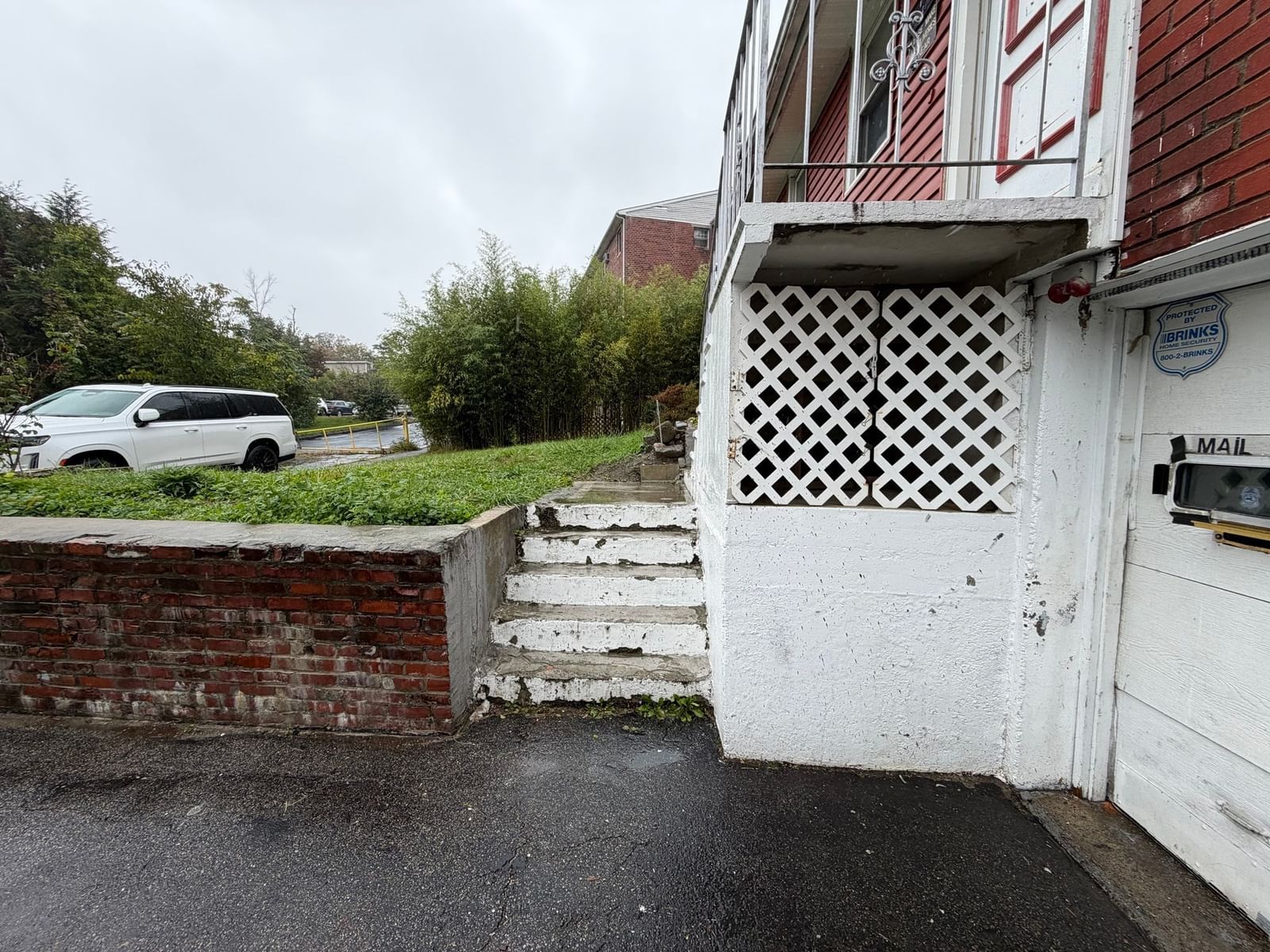 27 Dillon St Worcester — Photo 4 of 34