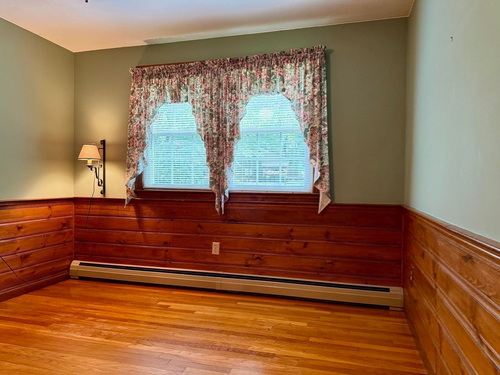 66 Debbie Dr Leominster — Photo 24 of 42