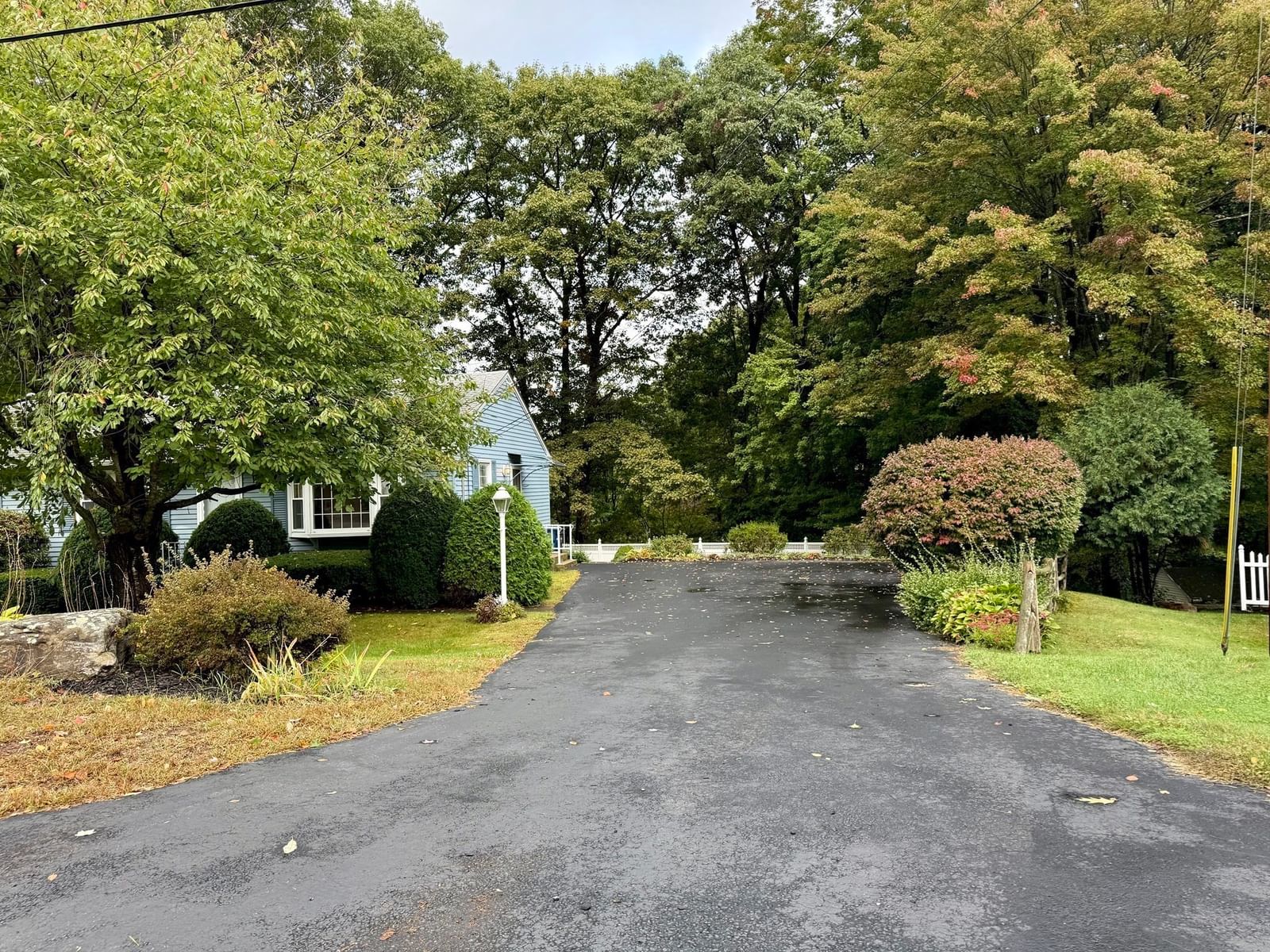 66 Debbie Dr Leominster — Photo 4 of 42