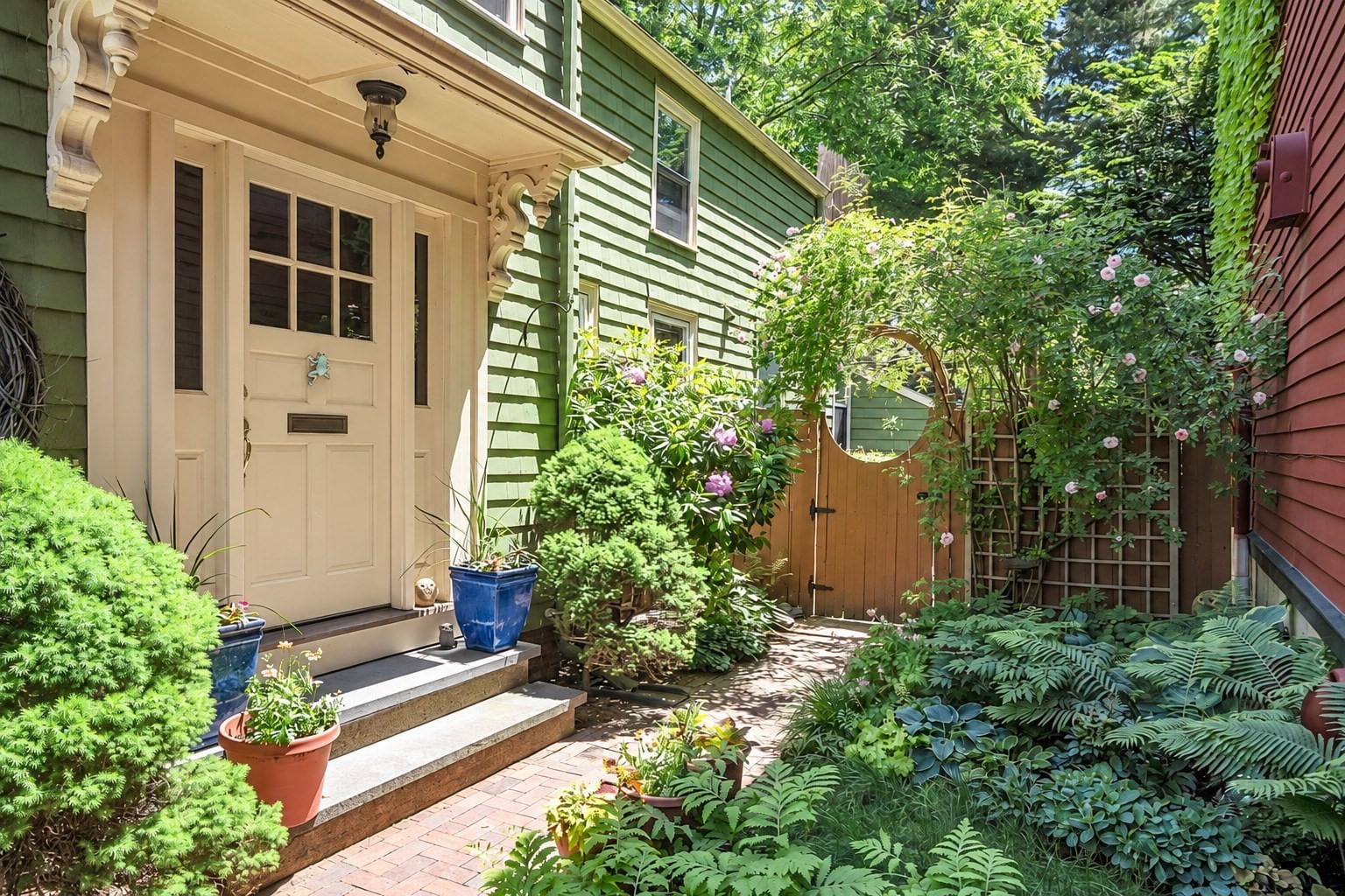 Property at 12 Salem St, Cambridge, MA 02139