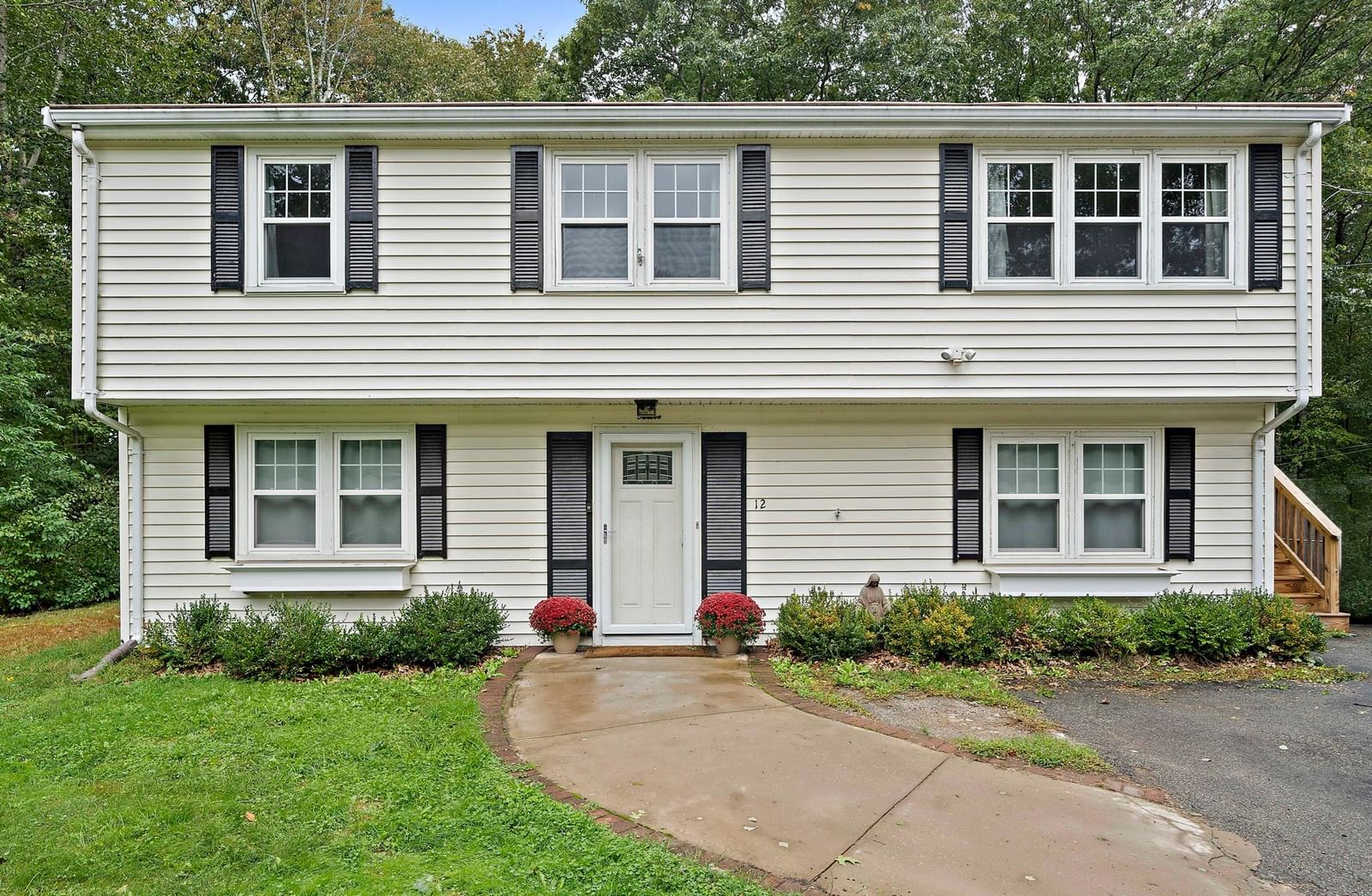Property at 12 Harton Ross Drive, Whitman, MA 02382