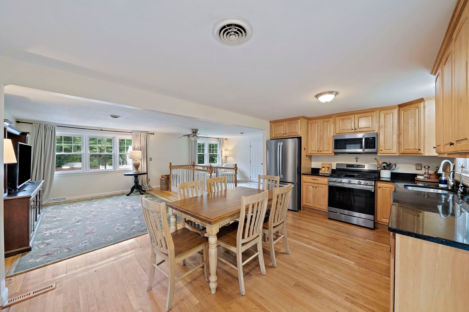12 Harton Ross Drive Whitman — Photo 5 of 36