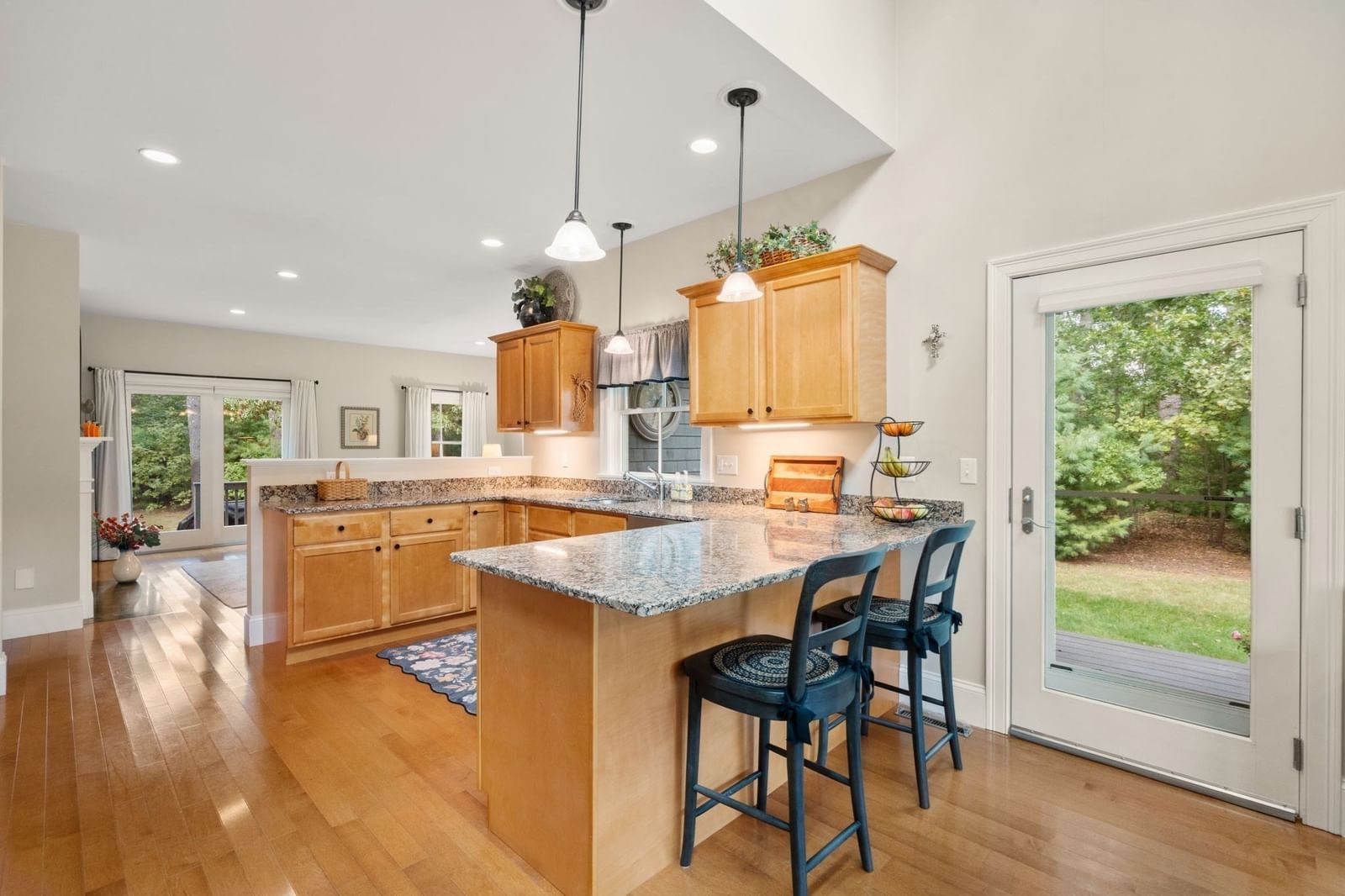 39 Hathaway Pond Cir #39 Rochester — Photo 3 of 42