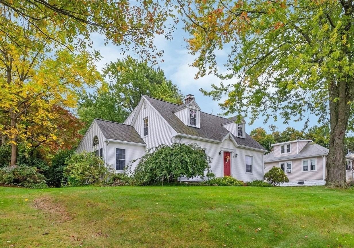 Property at 5 Field St, Auburn, MA 01501