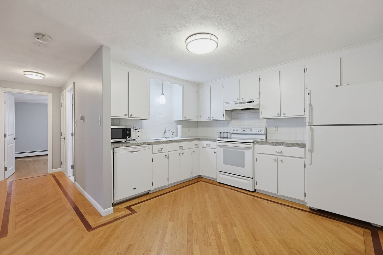 28 Main Street #5 North Reading — Photo 9 of 30