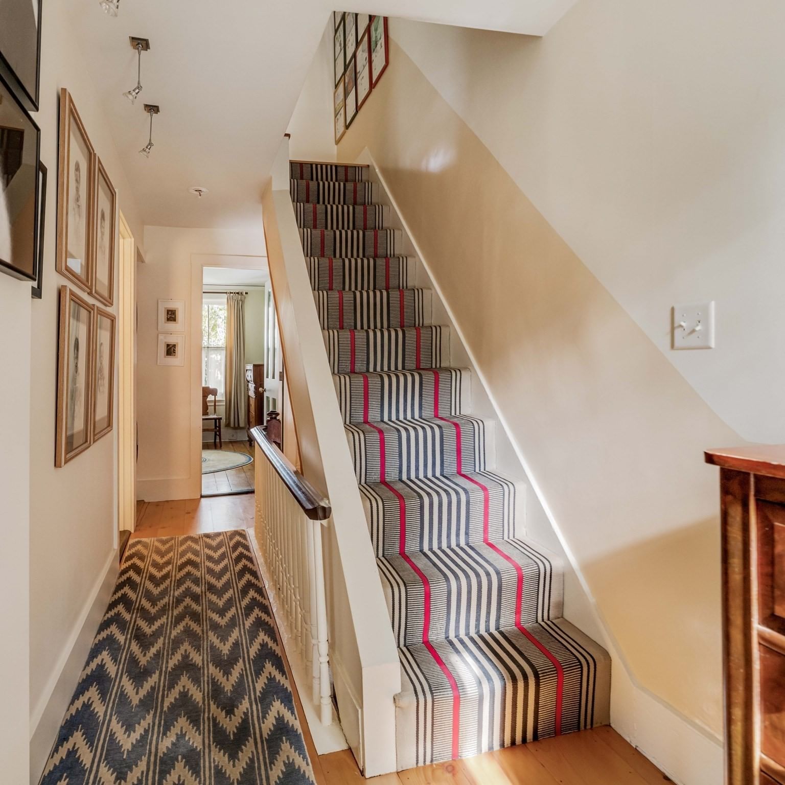 99 Pleasant Street Cambridge — Photo 17 of 23