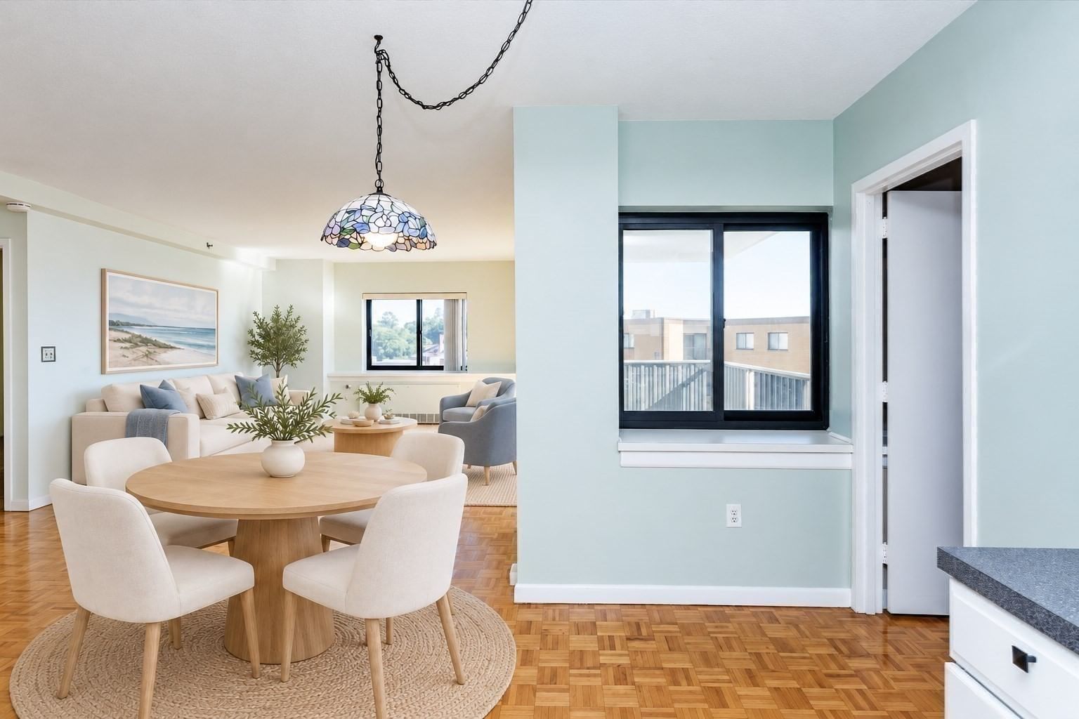 300 Lynn Shore Drive #811 Lynn — Photo 5 of 21