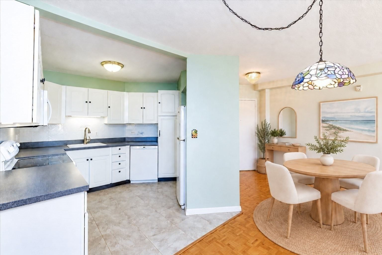 300 Lynn Shore Drive #811 Lynn — Photo 7 of 21
