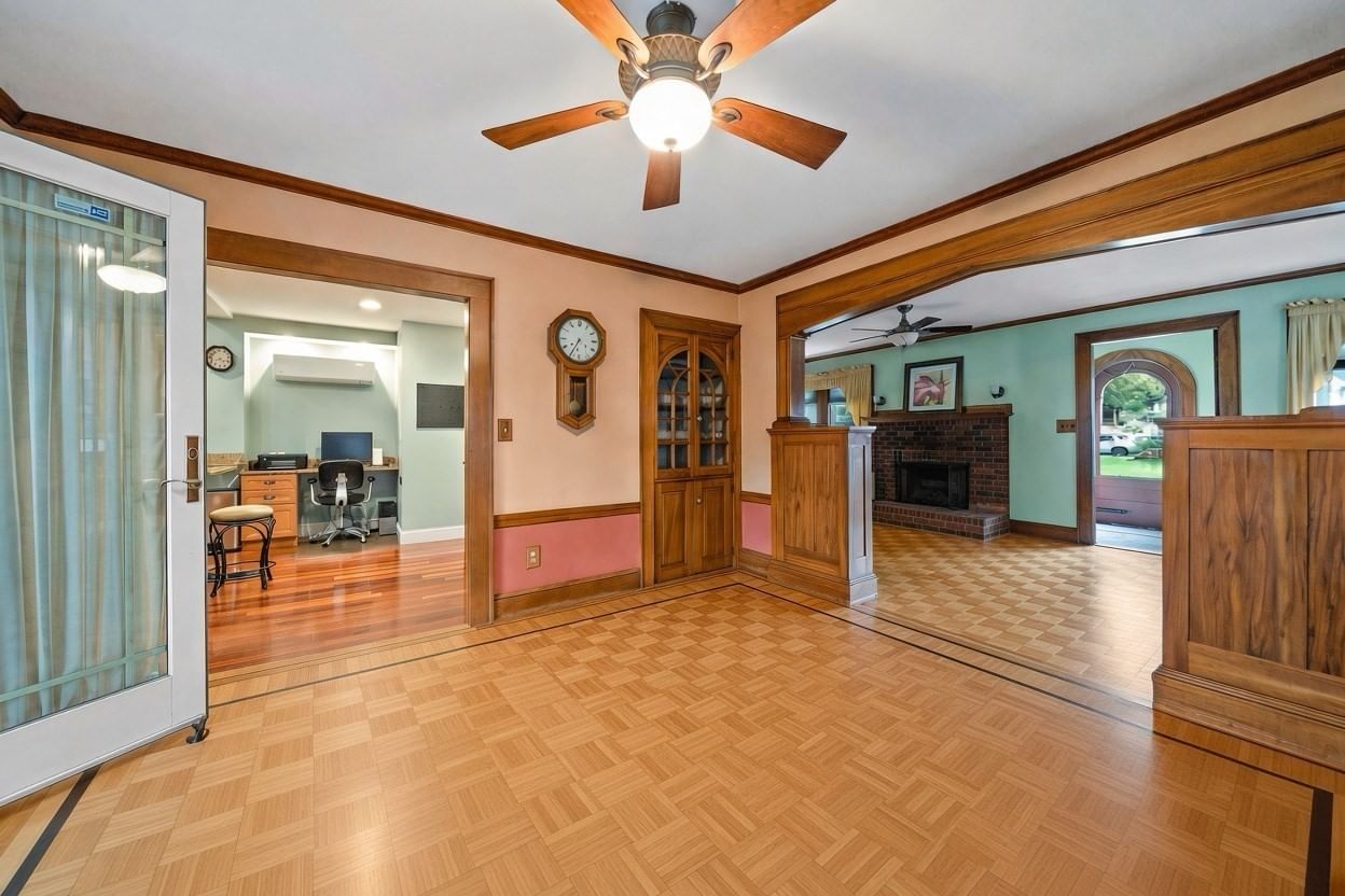 37 Theresa Rd Quincy — Photo 10 of 38