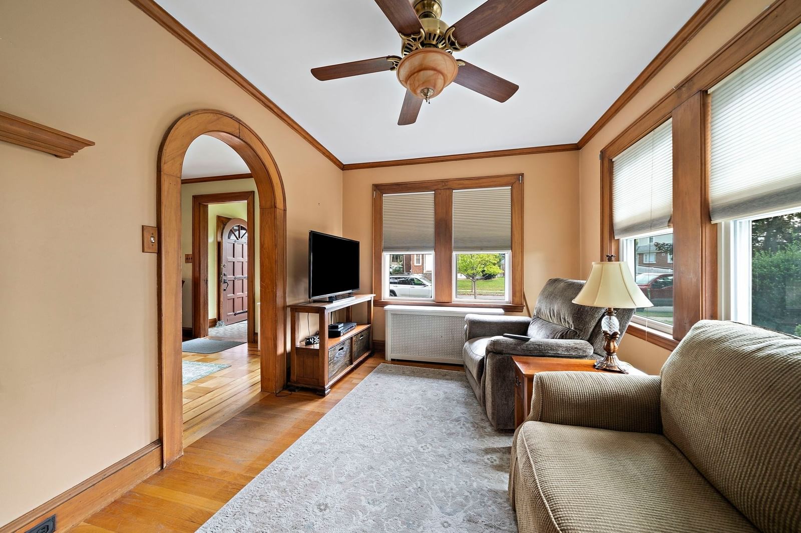 37 Theresa Rd Quincy — Photo 12 of 38