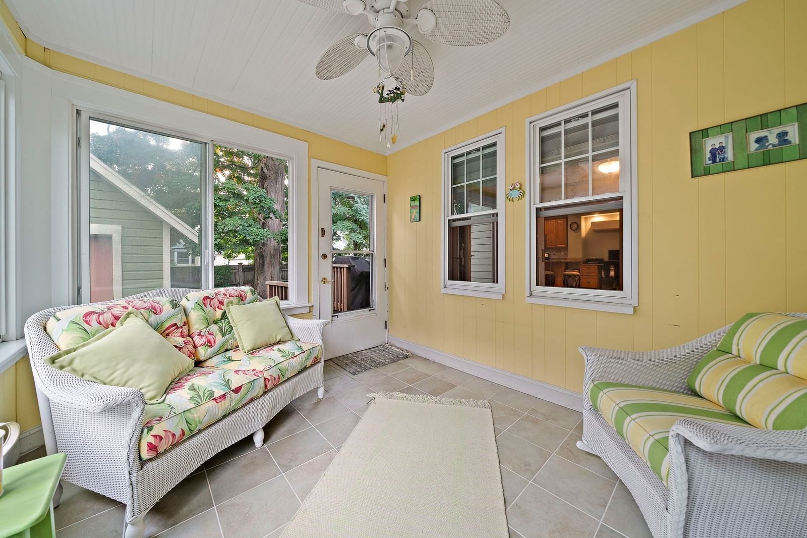 37 Theresa Rd Quincy — Photo 15 of 38