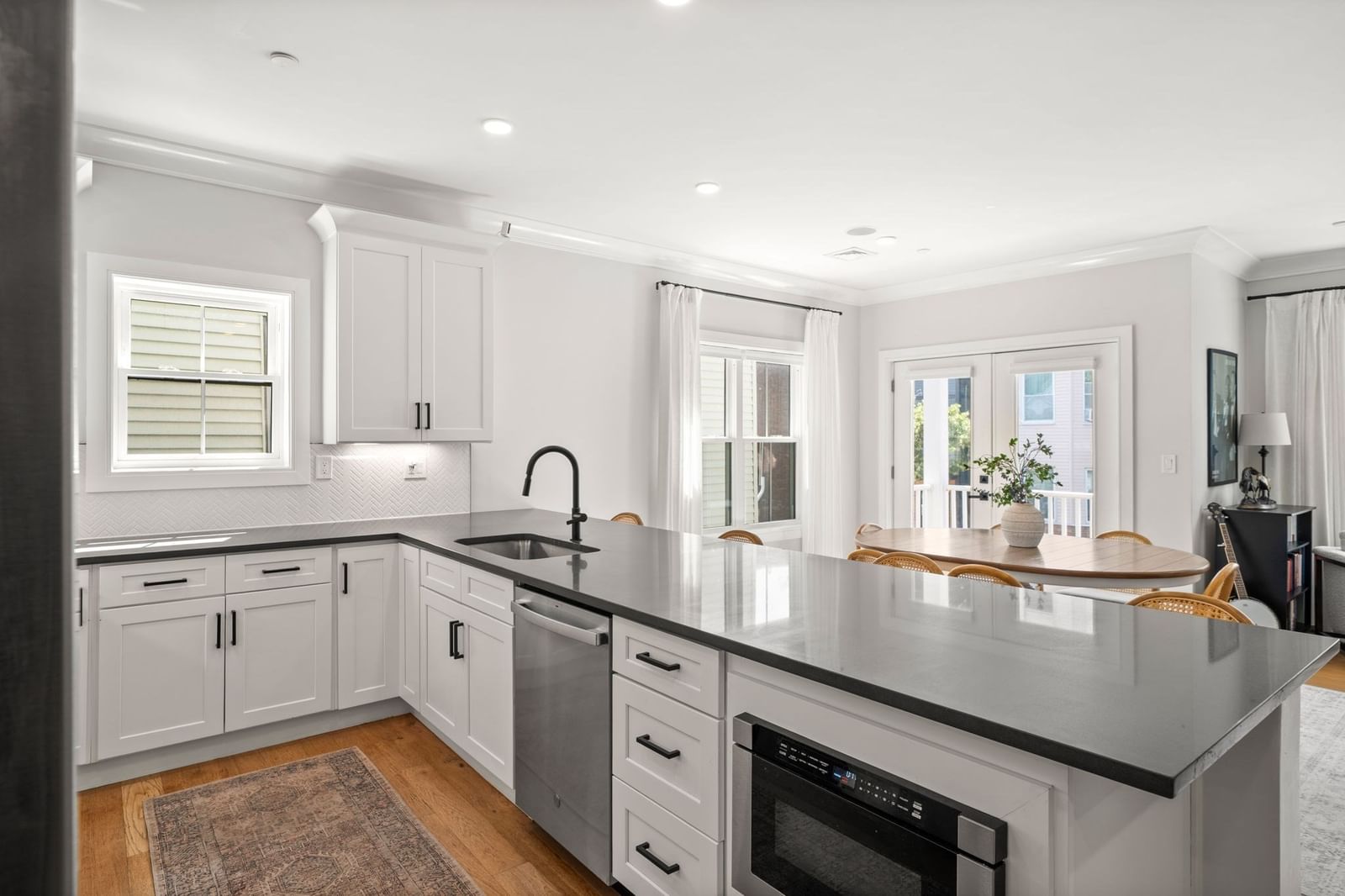 227 Havre Street #A1 Boston — Photo 3 of 24