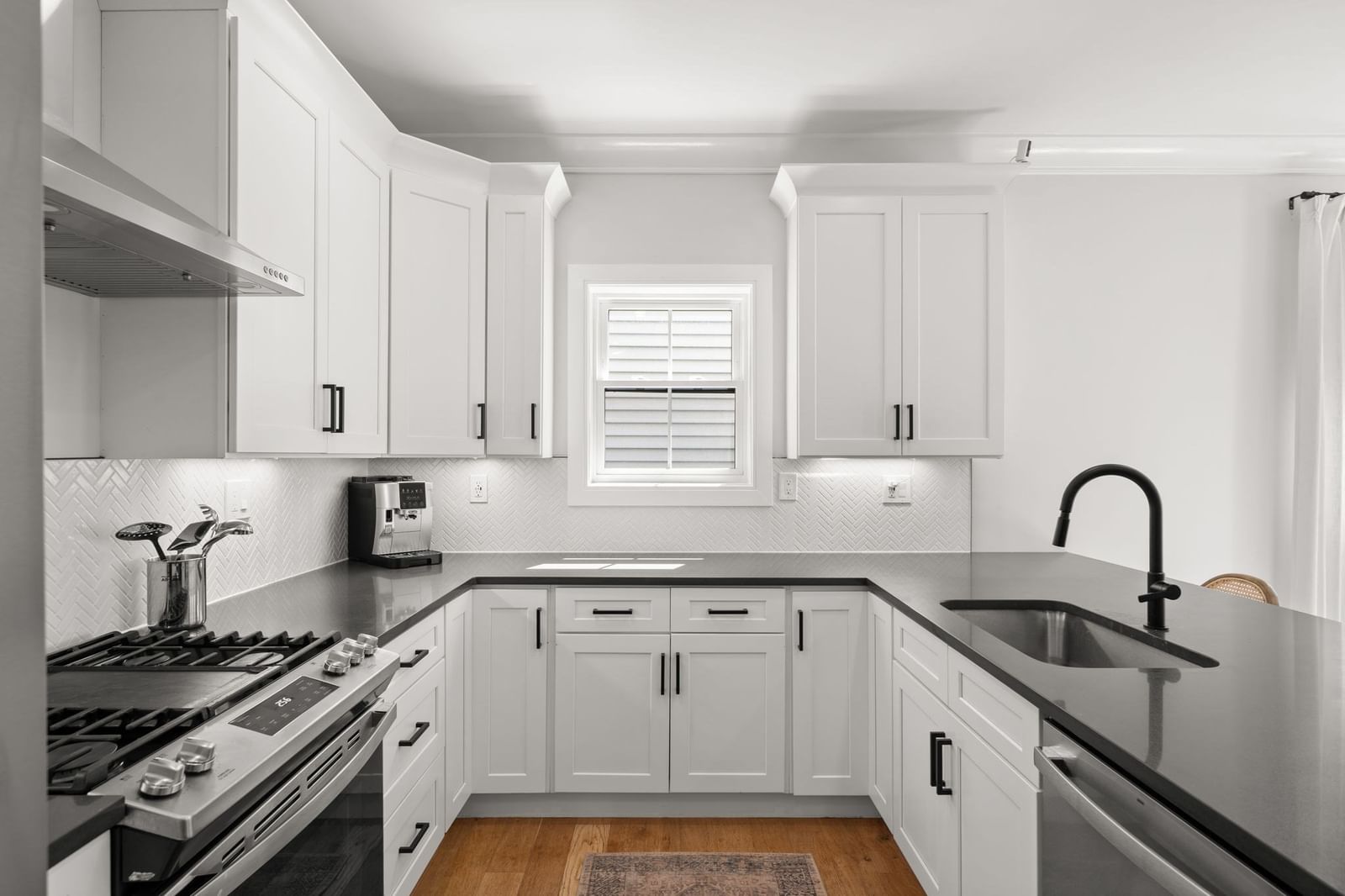 227 Havre Street #A1 Boston — Photo 4 of 24