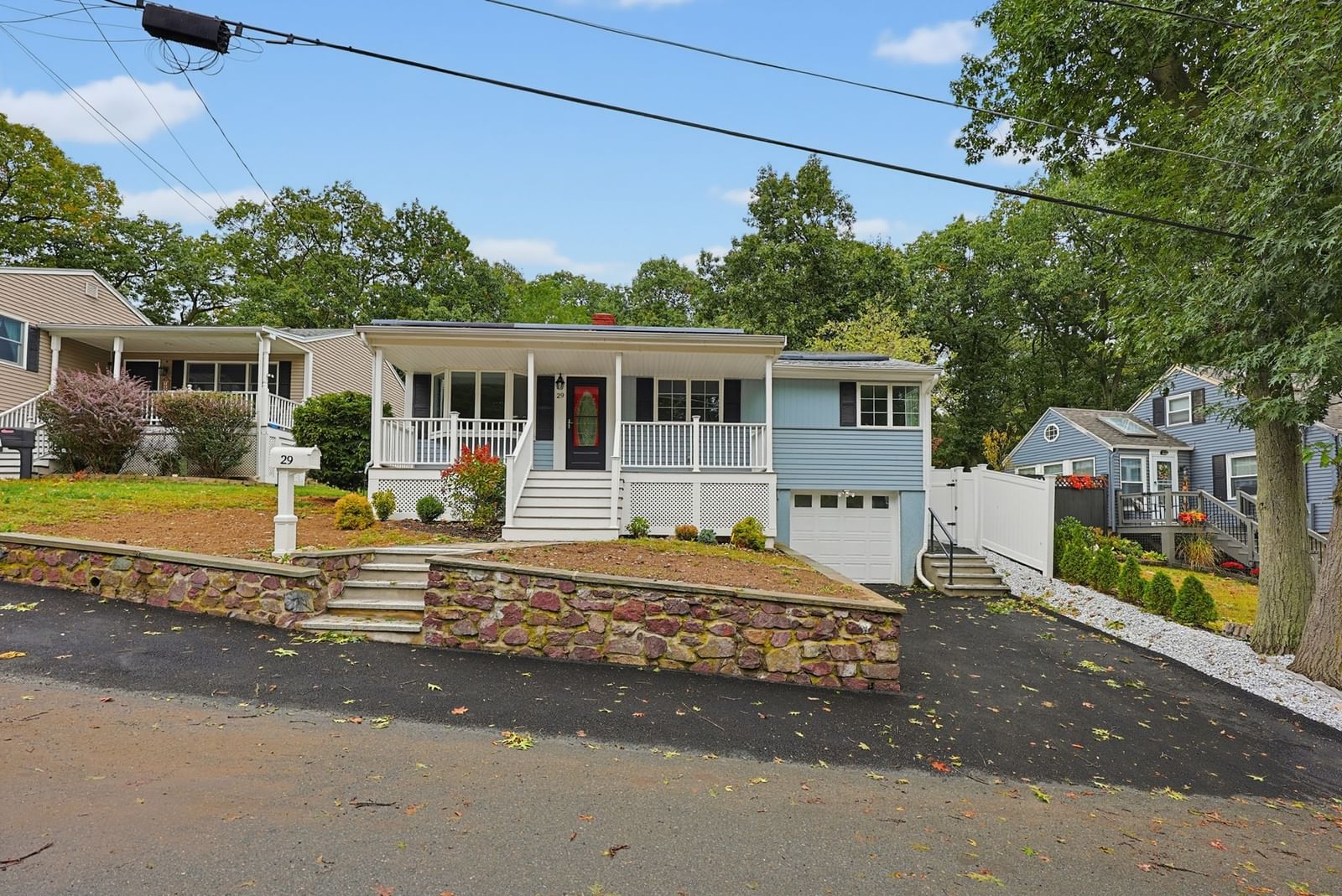Property at 29 Sunnyside Rd, Lynn, MA 01905