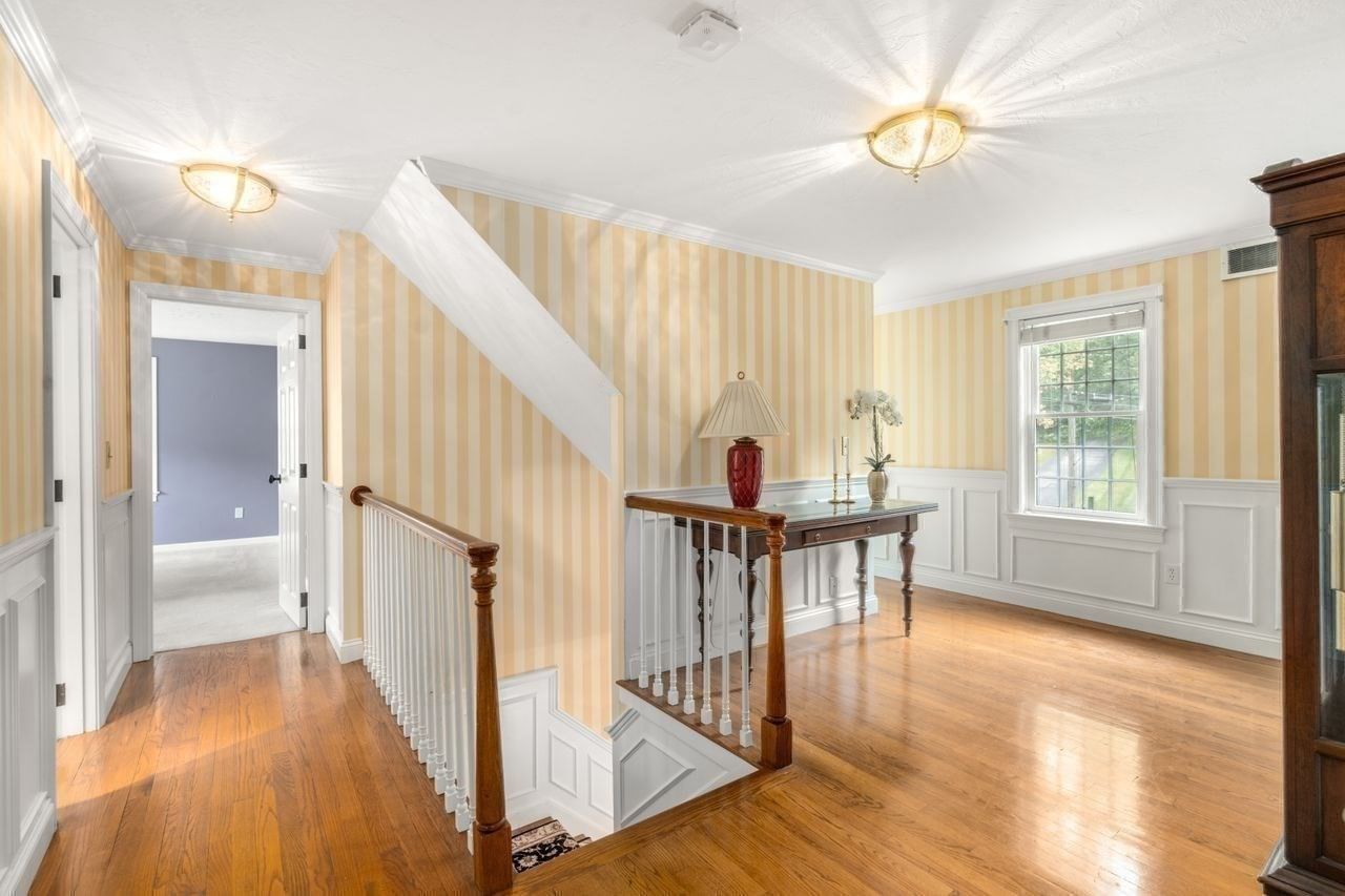 674 South Street Shrewsbury — Photo 16 of 42