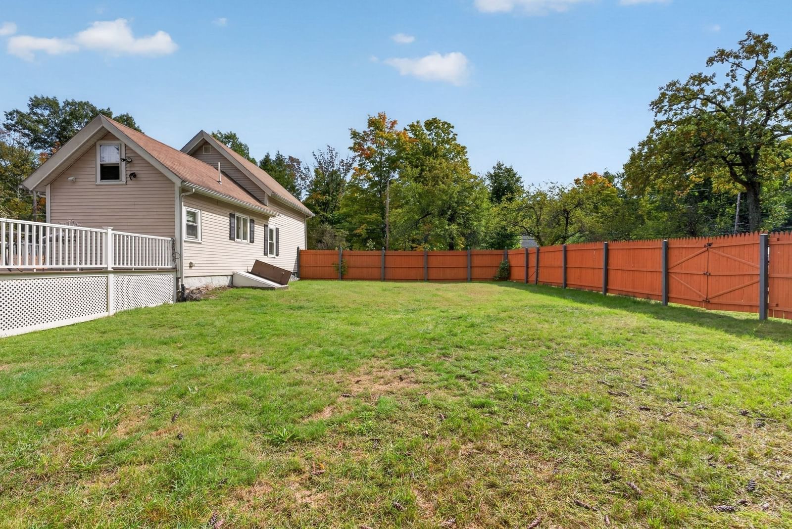 81 Littleton Rd Chelmsford — Photo 23 of 41