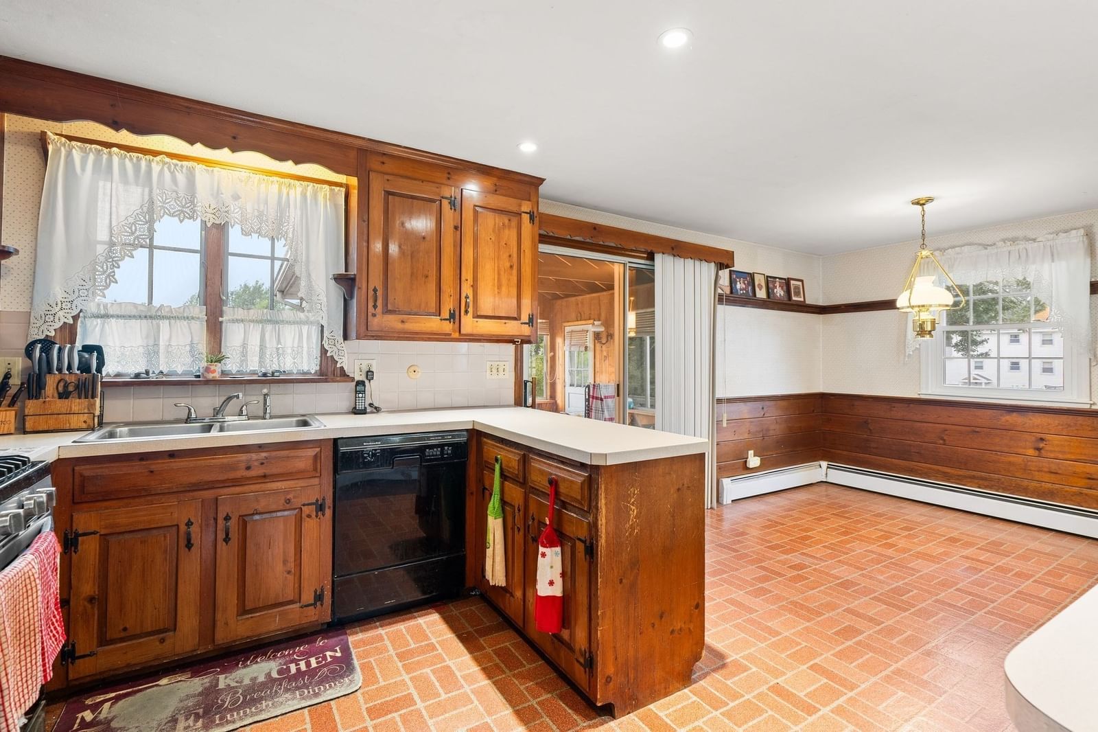 22 Crestshire Drive Lawrence — Photo 12 of 34