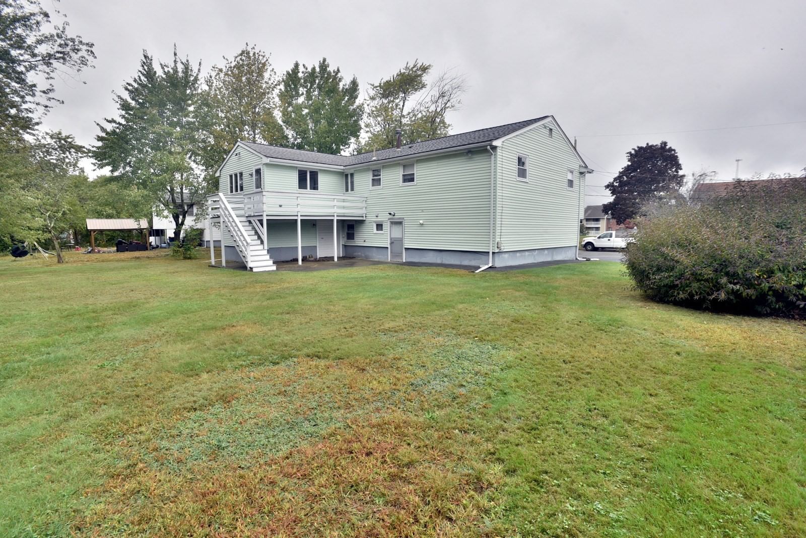 18 Delorenzo Dr Randolph — Photo 3 of 31