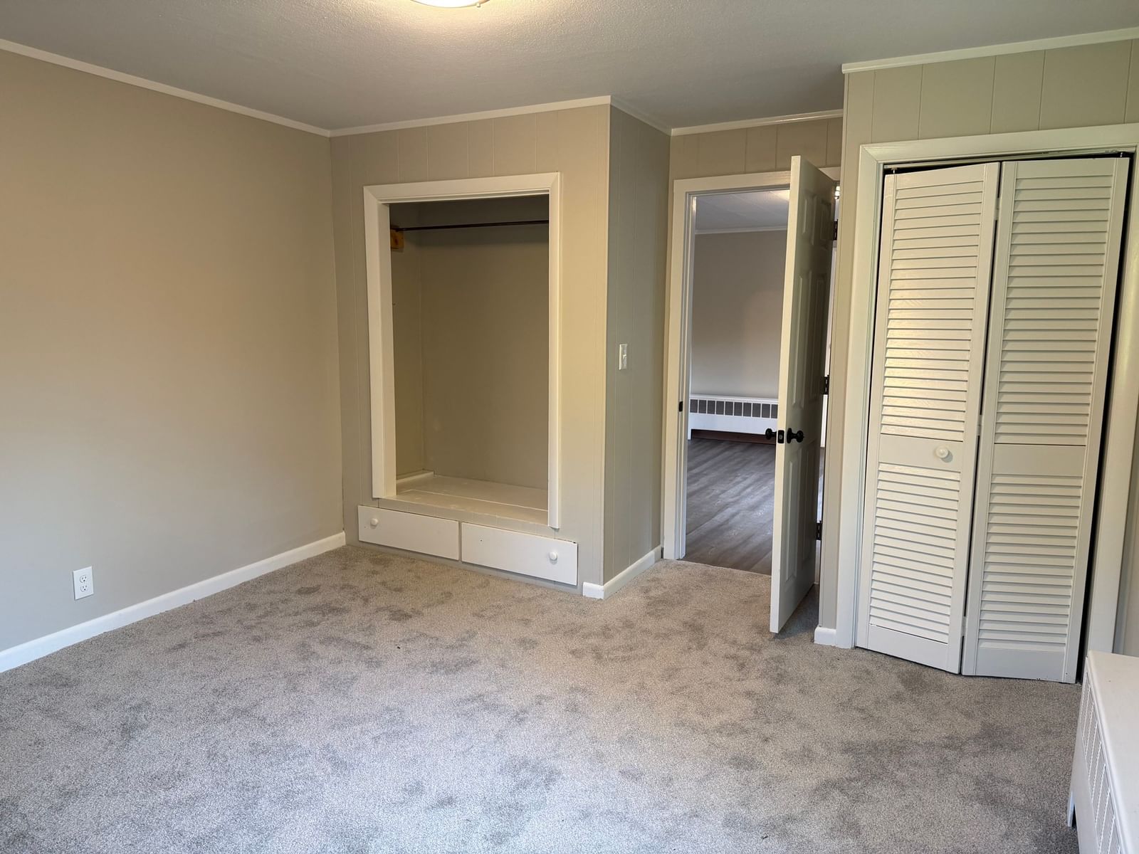 221 Aldrich Street Belchertown — Photo 16 of 30