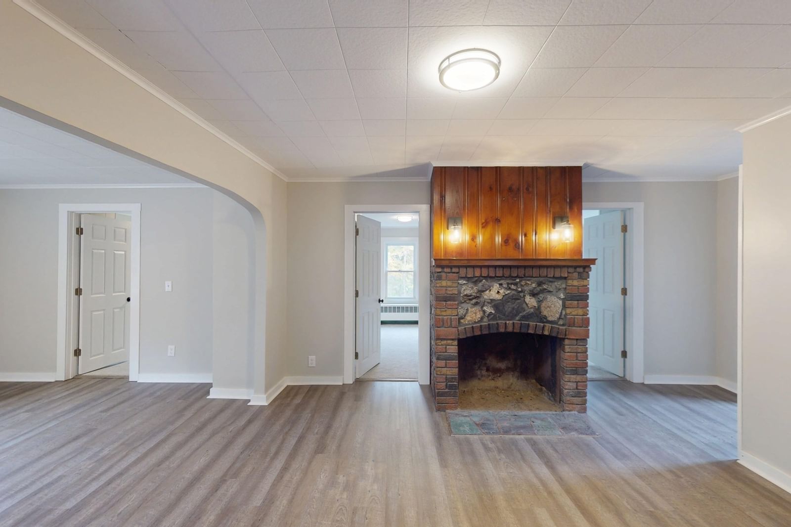 221 Aldrich Street Belchertown — Photo 17 of 30