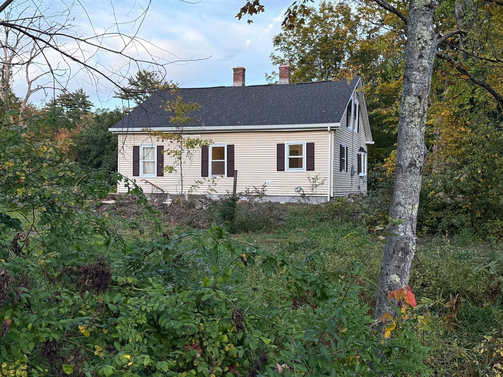 221 Aldrich Street Belchertown — Photo 2 of 30