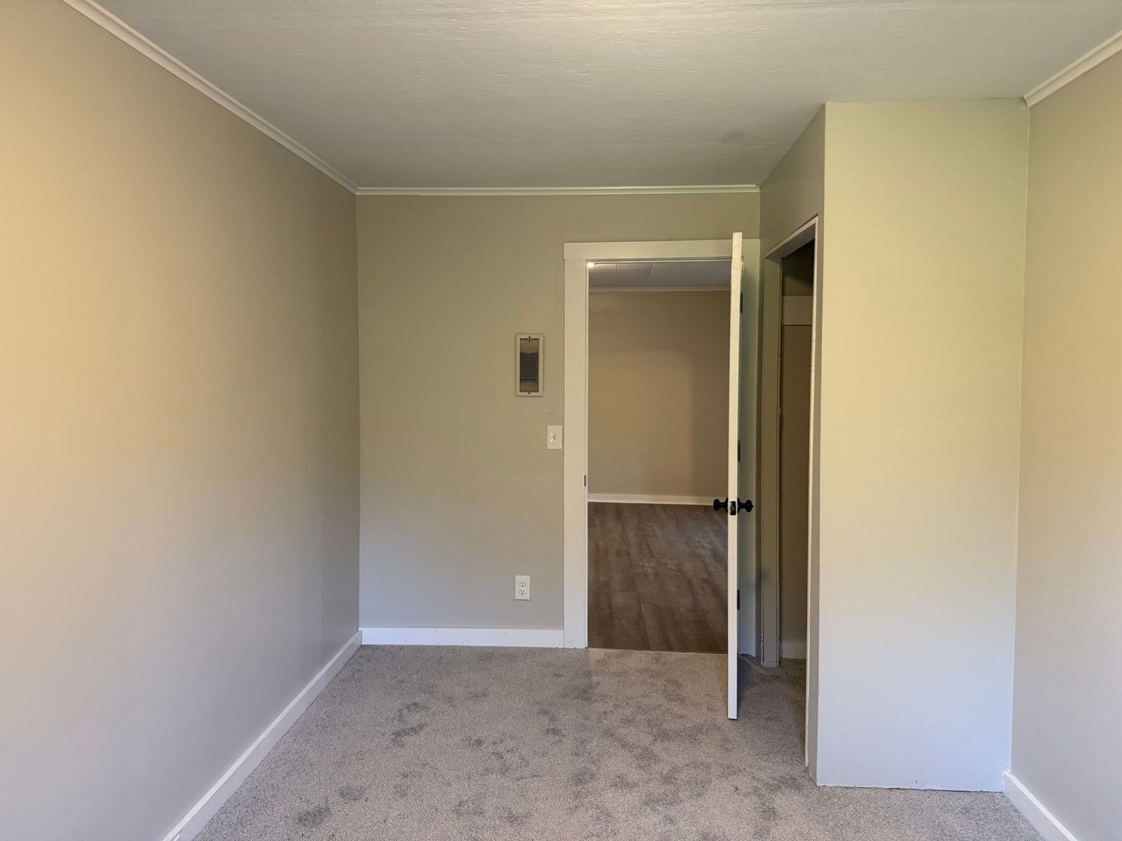 221 Aldrich Street Belchertown — Photo 28 of 30