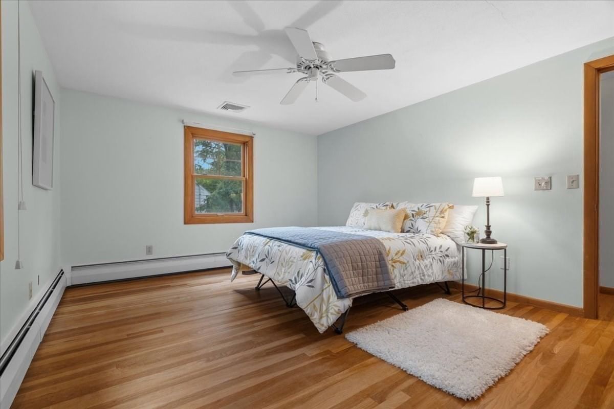 26 Arlington Road Burlington — Photo 10 of 23