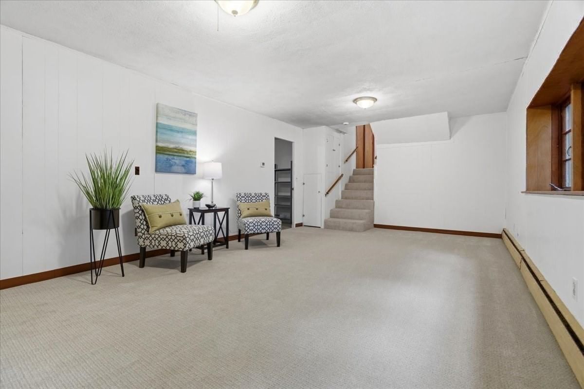 26 Arlington Road Burlington — Photo 17 of 23