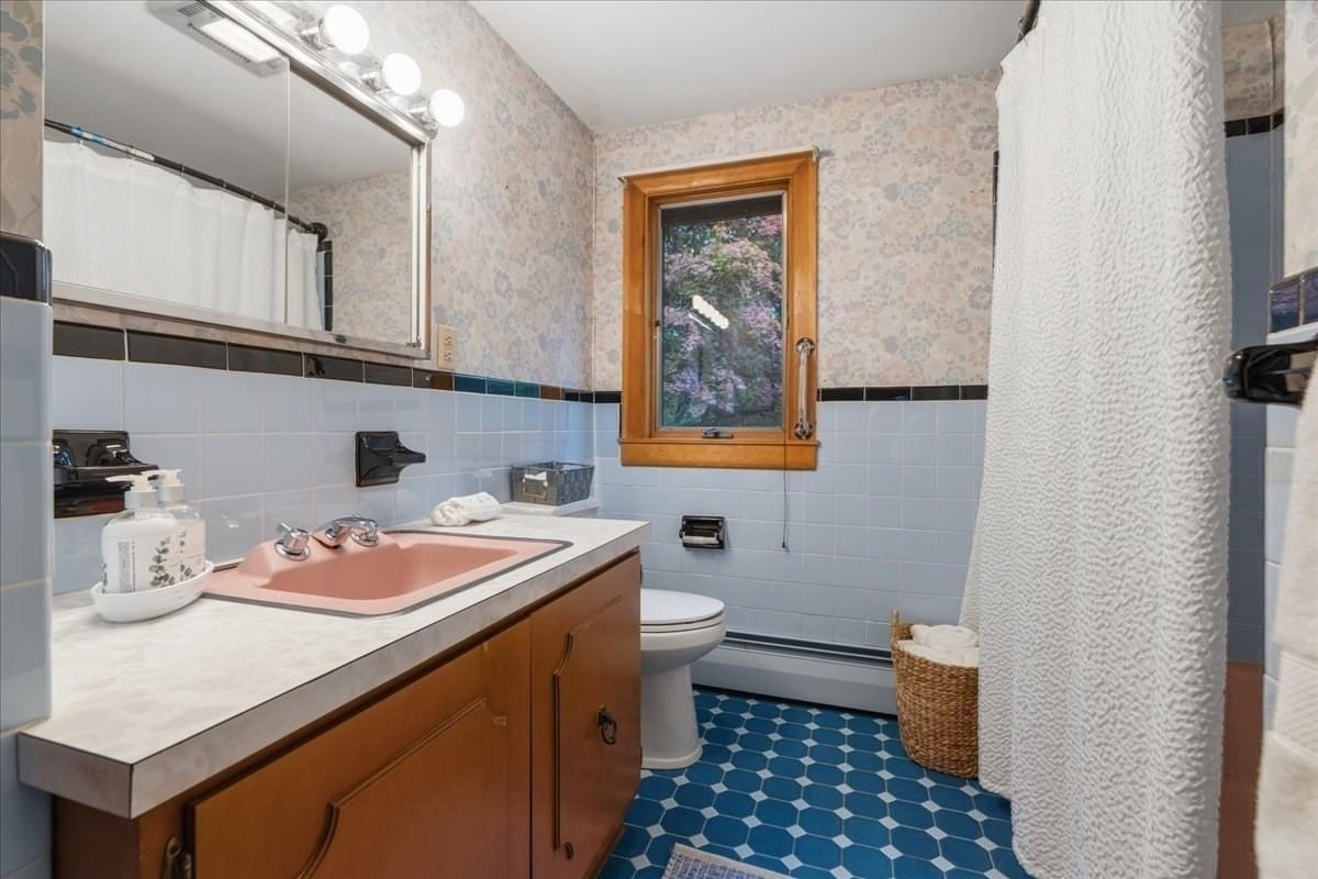 26 Arlington Road Burlington — Photo 19 of 23
